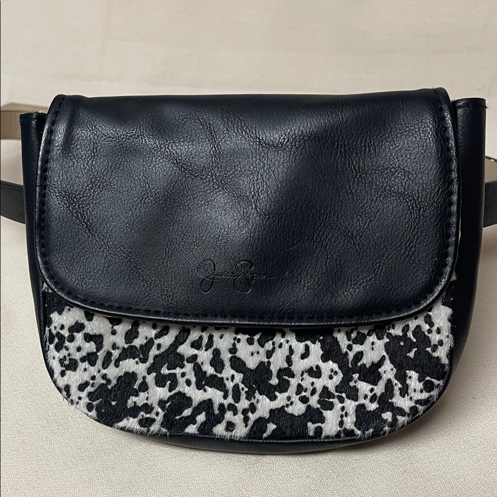 Jessica Simpson Black and White Fanny Pack